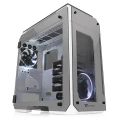 Thermaltake offre une version Snow Edition  son trs gros View 71