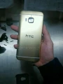 HTC One M9 HIMA : la version dore en image