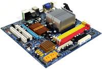 Athlon 64 200+ contre Intel ATOM