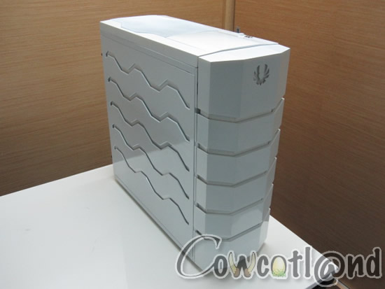 [Cowcotland] 15 Photos pour d�couvrir le Colossus de BitFenix