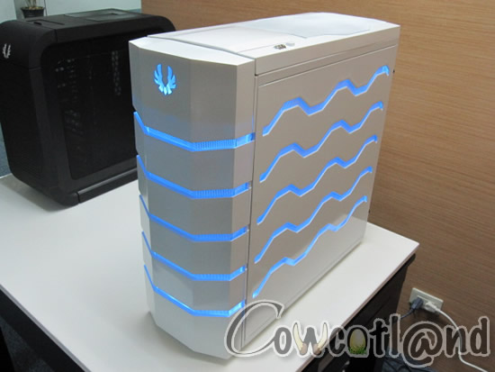 [Cowcotland] 15 Photos pour d�couvrir le Colossus de BitFenix