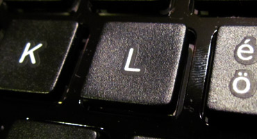 Grosse exclue chez LesNumériques, avec un test du Logitech K750 Grosse exclue chez LesNumériques, avec un test du Logitech K750