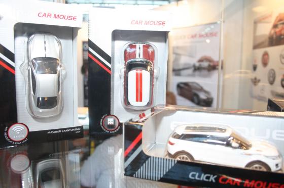 [CeBIT 2012] Click Car Mouse and Stick, on adore