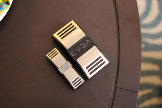http://www.cowcotland.com/images/news/2013/06/computex-2013-evga-ponts-sli-ont-classe-dallas.jpg