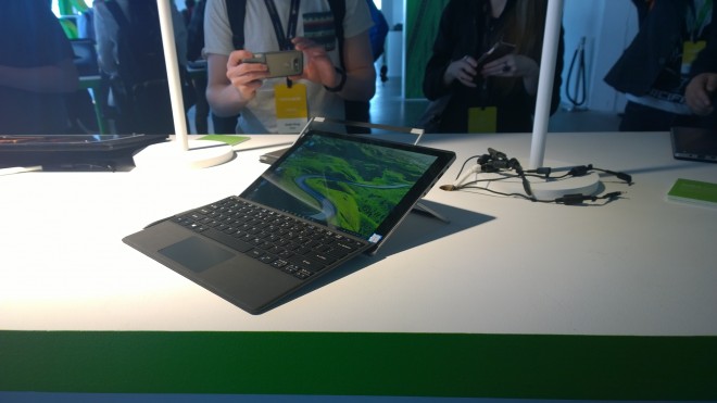 next acer 2016 switch alpha 12 grosse montee gamme core i7 passif