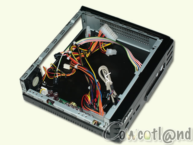 Image 5099, galerie Test boitier Mini-ITX Akasa Enigma
