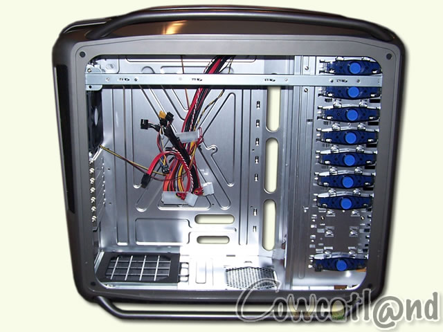 http://www.cowcotland.com/images/test/coolermaster/cosmoss//010.jpg