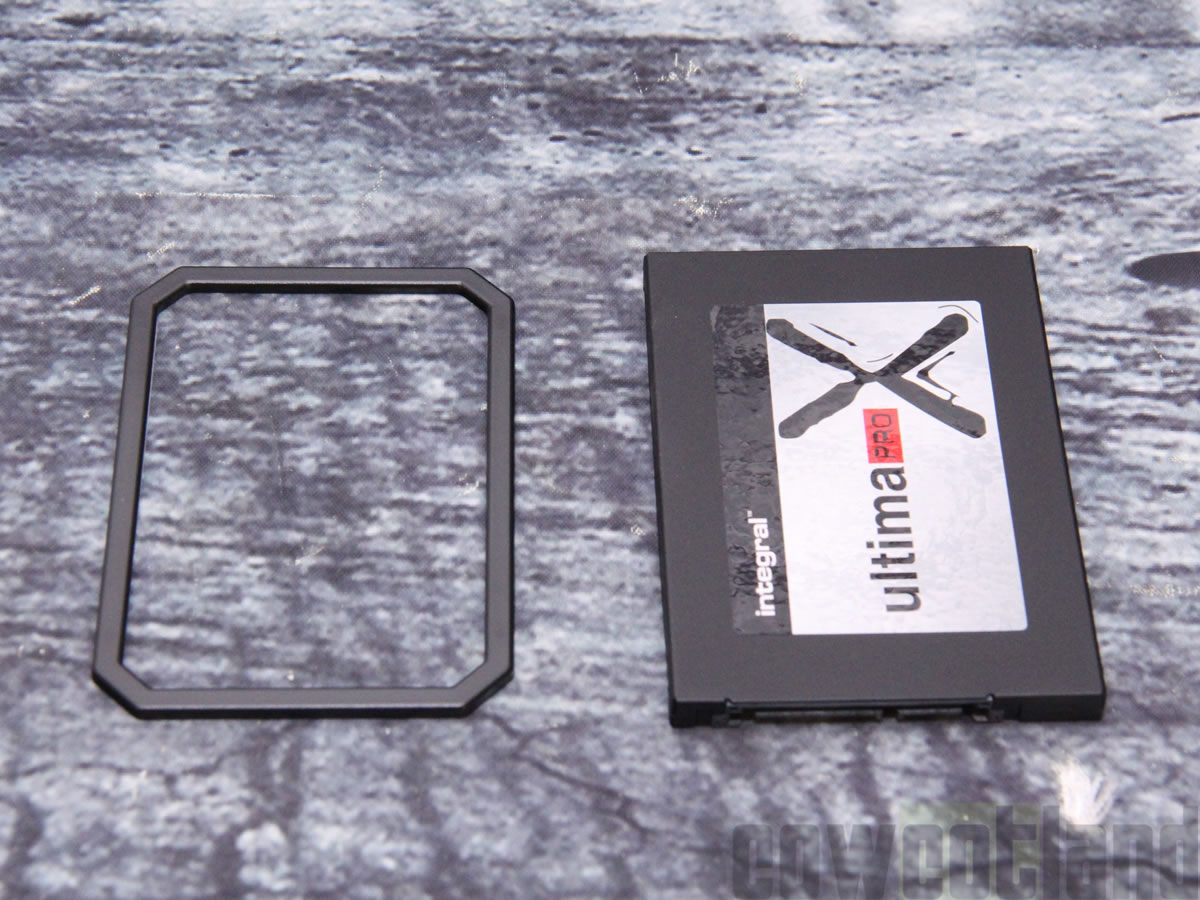 Image 41012, galerie Test SSD Integral Ultima Pro X v.2 960 Go