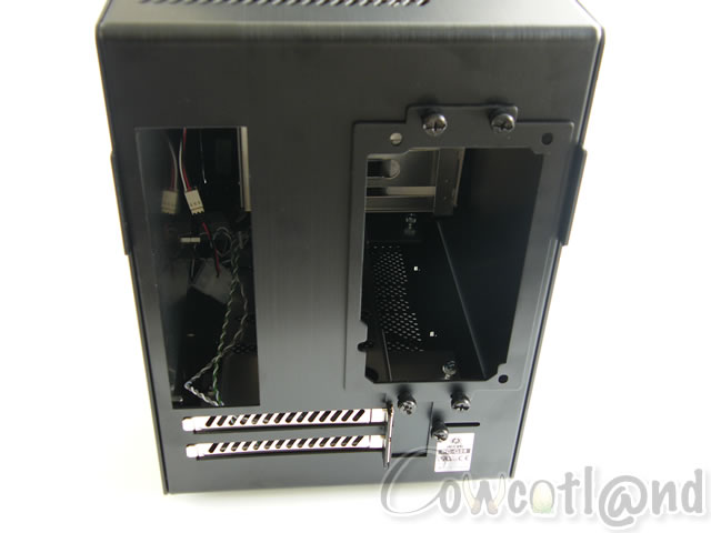 Image 14325, galerie Lian Li PC-Q25, le boitier Mini ITX  tout faire ?