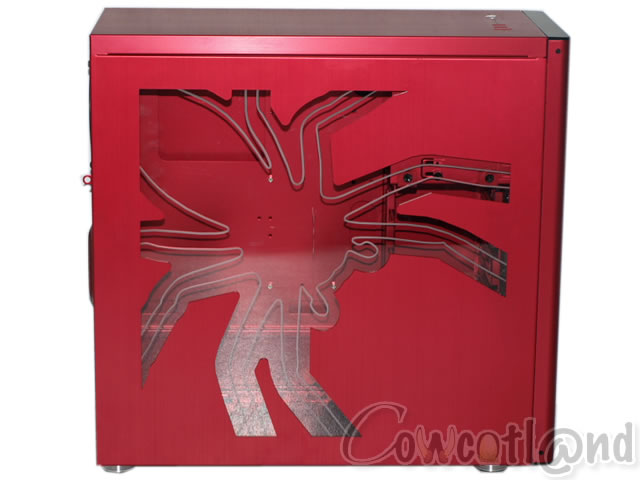 Image 9077, galerie Lian Li PC8-FIR Spider Edition, du rouge et encore du rouge