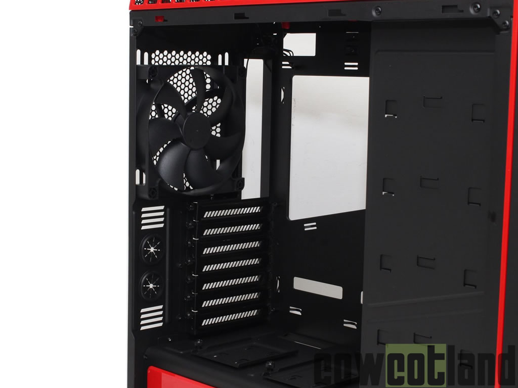 Image 23601, galerie Test boitier NZXT H440