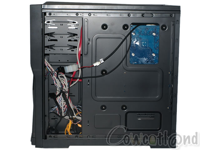 Image 9161, galerie Thermaltake Armor A90, Design Top, chssis Flop