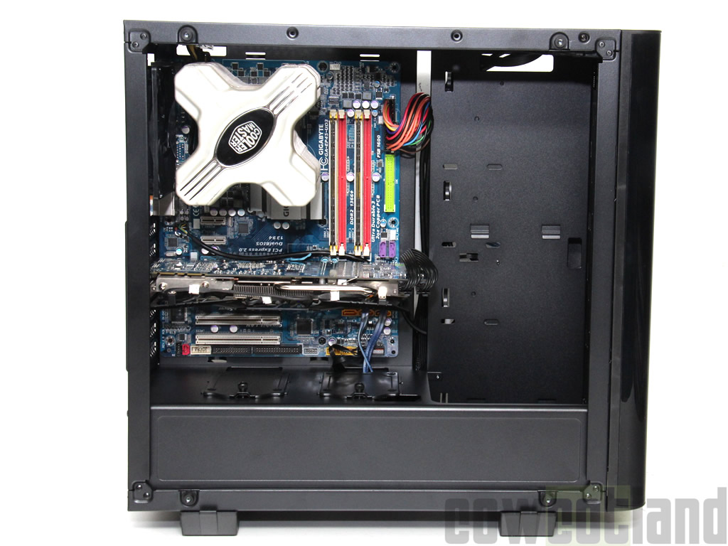 Image 34463, galerie Test boitier Thermaltake View 21 TG
