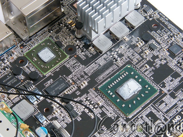 Image 10627, galerie Zotac M880G-ITX WiFi : 100 % AMD