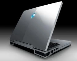 Alienware m15x, configuration extreme en 15.4''
