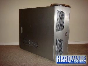 SilverStone Kublai KL03, lui aussi est gros