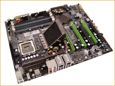 2 cartes m�res 780i test�es