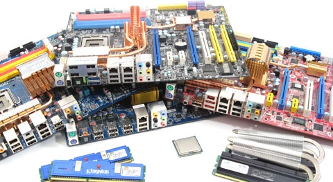 4 cartes m�res test�es, X38 inside