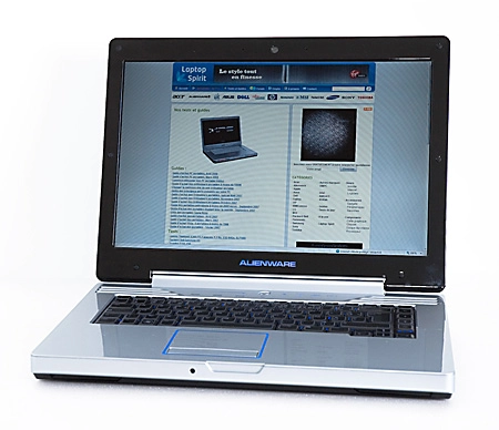 Le petit monstre Alienware test� en Fran�ais