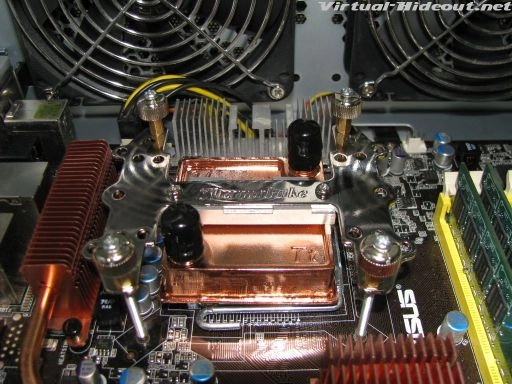 850i, pas une BM, mais du watercooling Tt