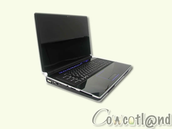 M98 NU, vers un 18.4 pouces Gamer en Quad et SLI