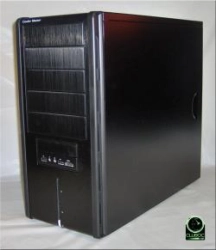 Aper�u du Sileo 500, le boitier Cooler Master avec de la mousse