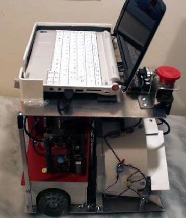  Un netbook dans un robot, le Dossier.