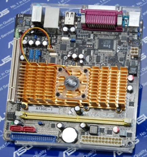 Asus se met au Mini ITX et � l'ATOM