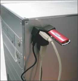 Un Hub USB magn�tique, pratique (et �a rime)