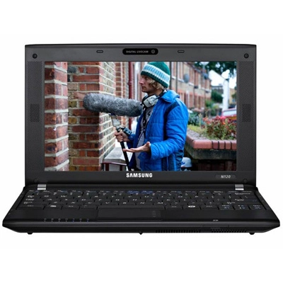 Test d'un netbook avec caisson de basse