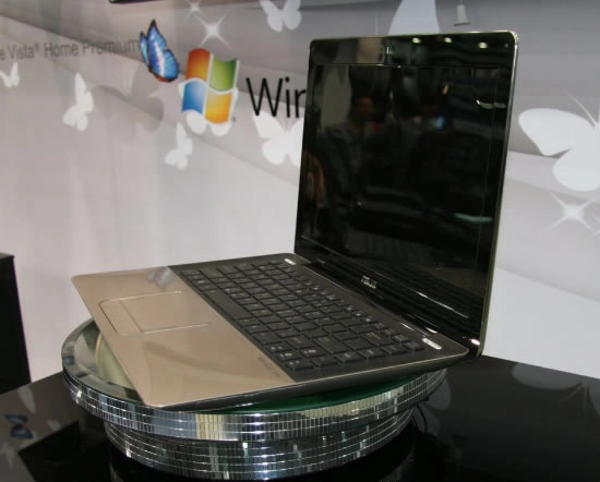 UX30, le Macbook Air Like par Asus, tr�s beau