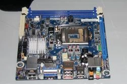 Enfin des cartes m�res Mini ITX bougrement int�ressantes ?