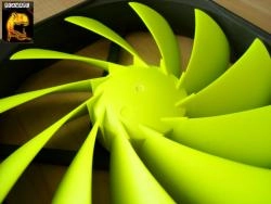 Coolink SWiF2, le ventilateur tout jaune en test