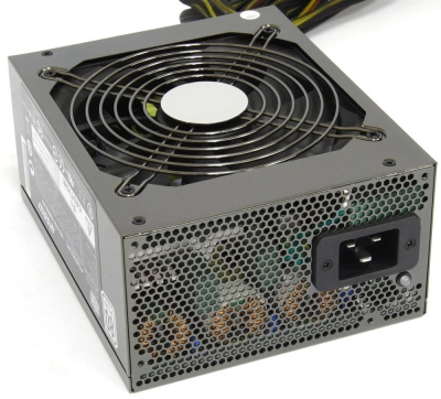 15700 watts d'alimentations chez Xbit-Labs