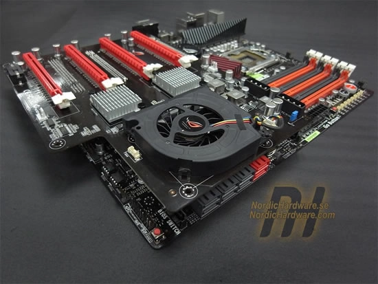 ASUS ROG Xpander : 4 PCIEX full 16x sur la R3E