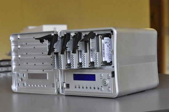 NAS Thecus N0503 ComboNas chez Infos-Stockage