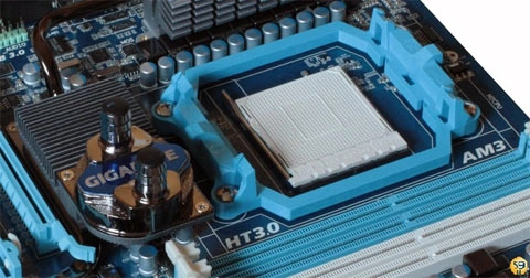 l'UD7 pour CPU AM3 chez 59