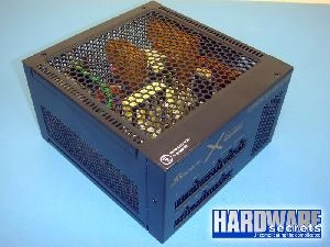 Un autre test de la Seasonic X-400 ; l'alimentation fanless du gamer ?