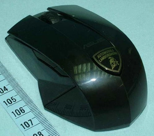 Asus sort le mulot Lamborghini