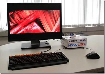 Gigabyte explique comment faire un boitier avec la boite de la H55N-USB3...
