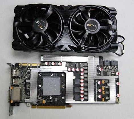 V'la la grosse GTX 580 que pr�pare Zotac...