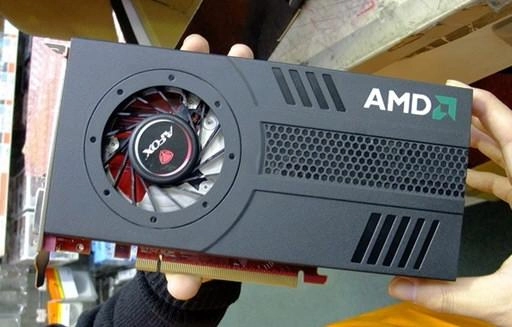 La HD 6850 passe au single Slot, si si...