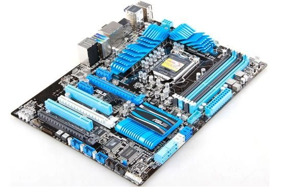 La P8Z68-V Pro pose pour votre bon plaisir