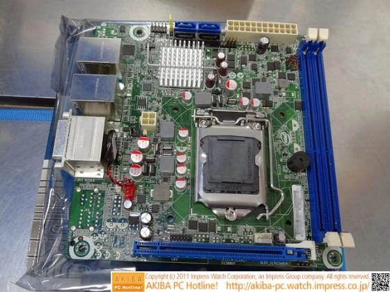Intel S1200KP, la carte m�re Mini-ITX ultime ?