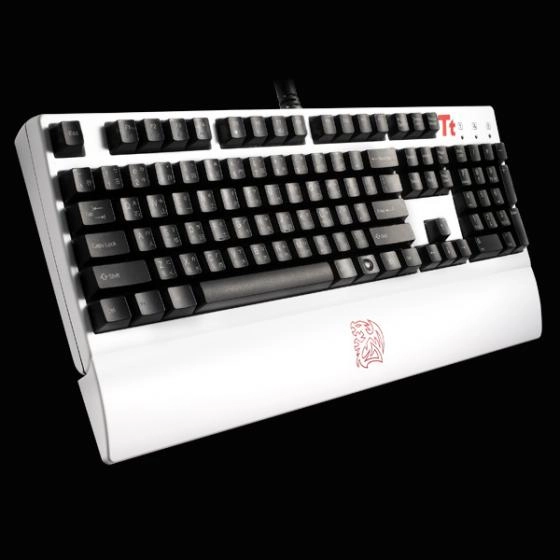 La mode est au blanchissement : Meka G1 White