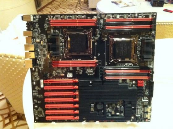 [MAJ] Des photos de la EVGA SR-X