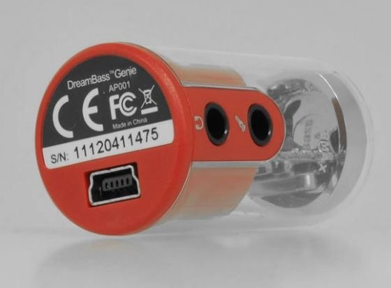 Enermax aussi arrive avec sa carte son � lampe