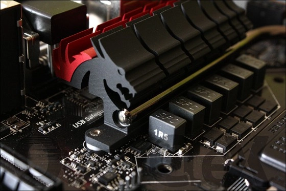 Que vaut la MSI Z77A-GD65 Gaming ?