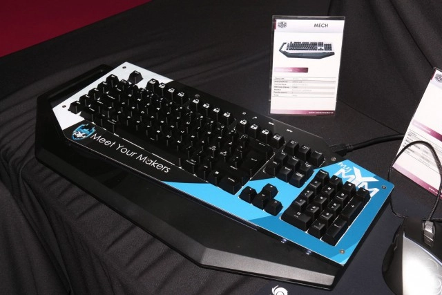 ITP 2014 : CM Storm personnalise son clavier Mech