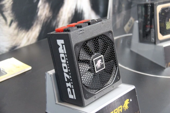 La LEPA PM 1700 montre ses caract�ristiques techniques